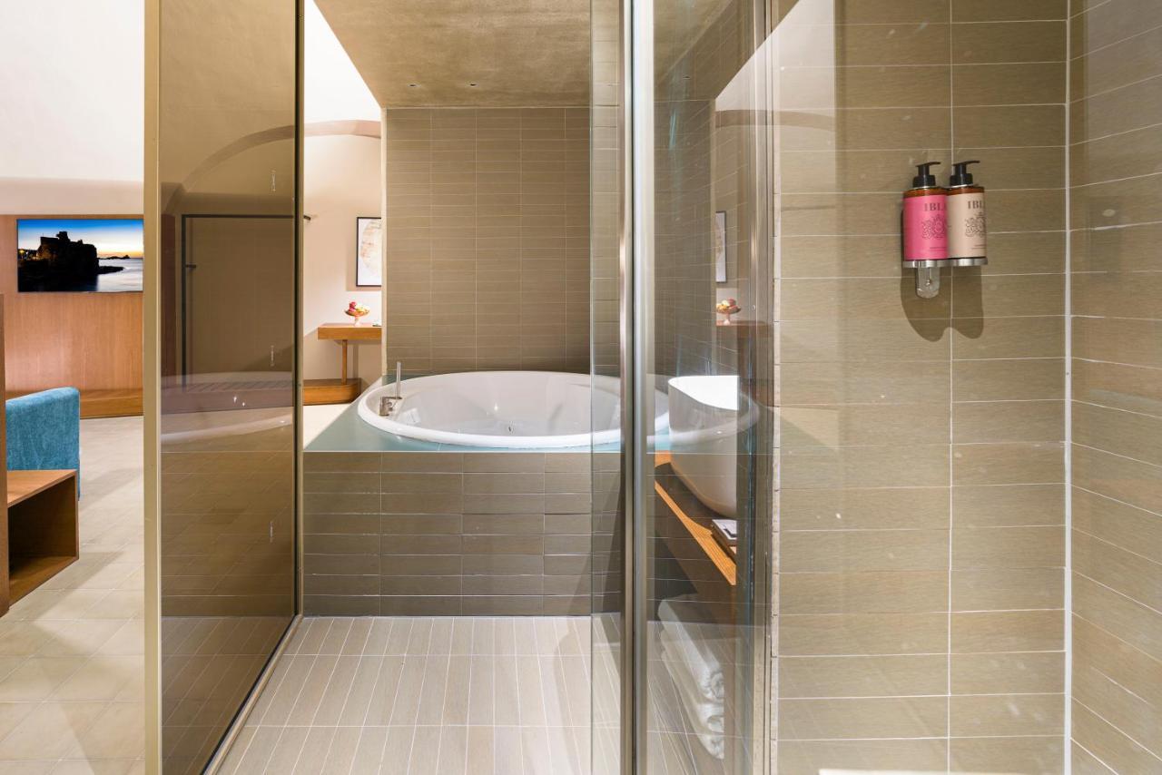 Bastio Private Suites คาตาเนีย ภายนอก รูปภาพ