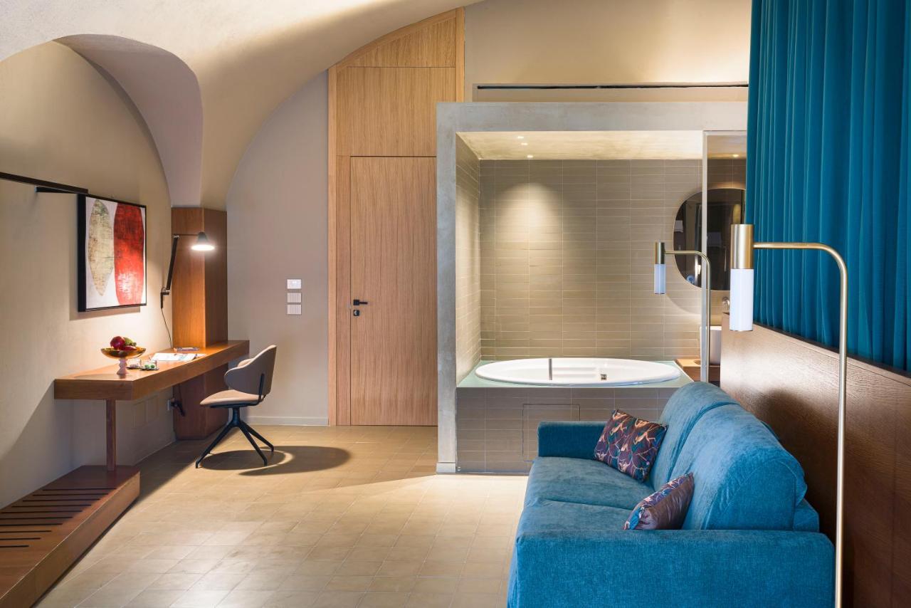 Bastio Private Suites คาตาเนีย ภายนอก รูปภาพ