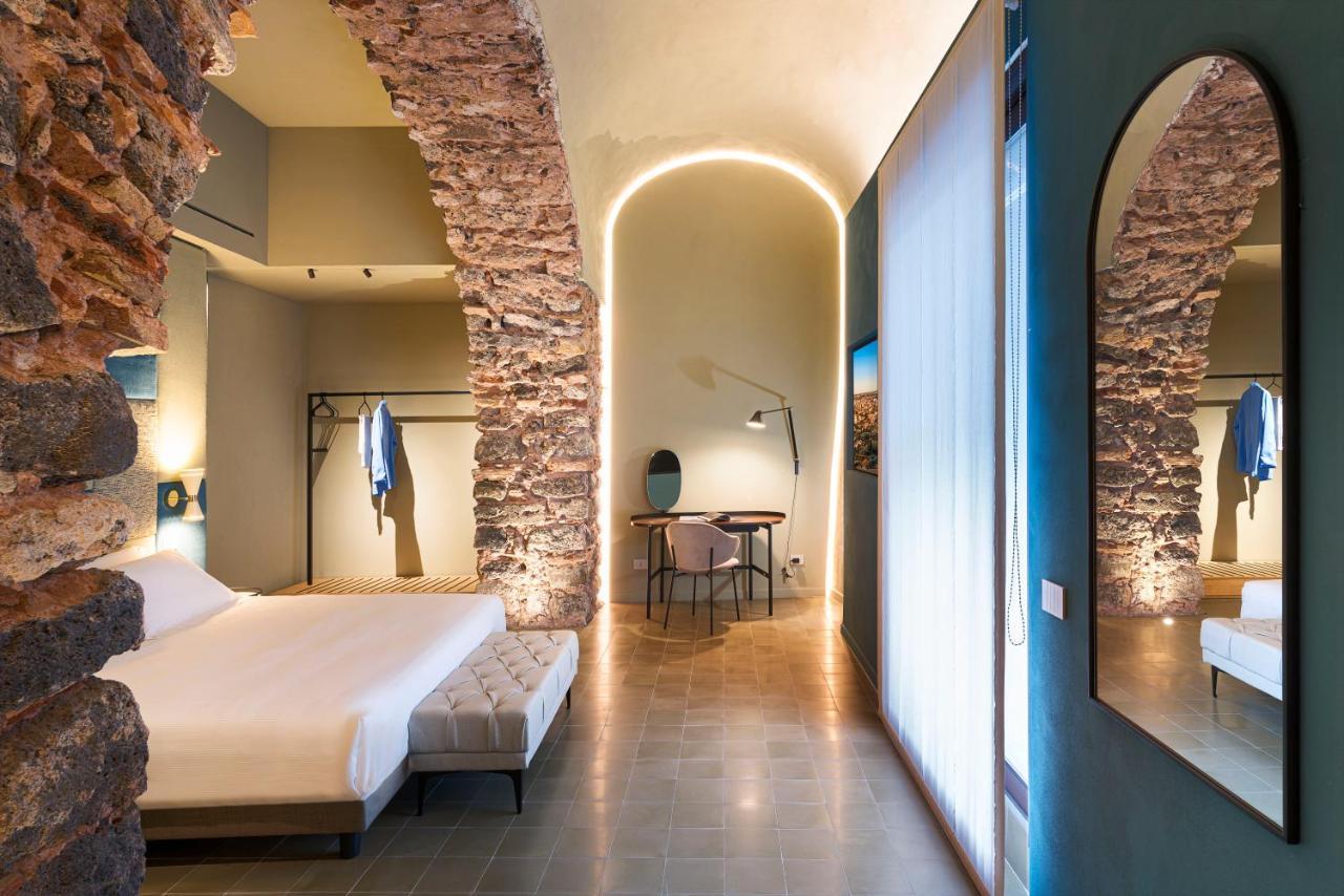 Bastio Private Suites คาตาเนีย ภายนอก รูปภาพ