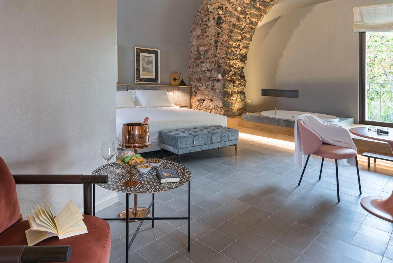Bastio Private Suites คาตาเนีย ภายนอก รูปภาพ