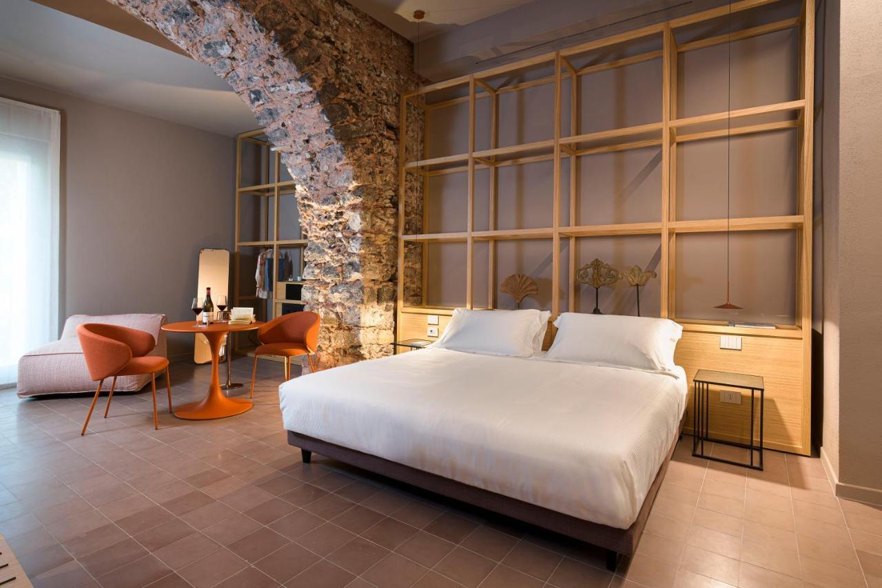 Bastio Private Suites คาตาเนีย ภายนอก รูปภาพ